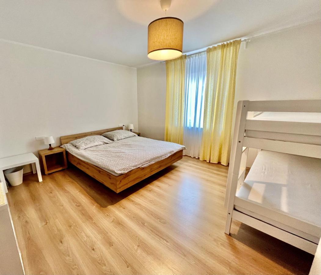 Hop House Garni Hotel โพสโตยนา ภายนอก รูปภาพ