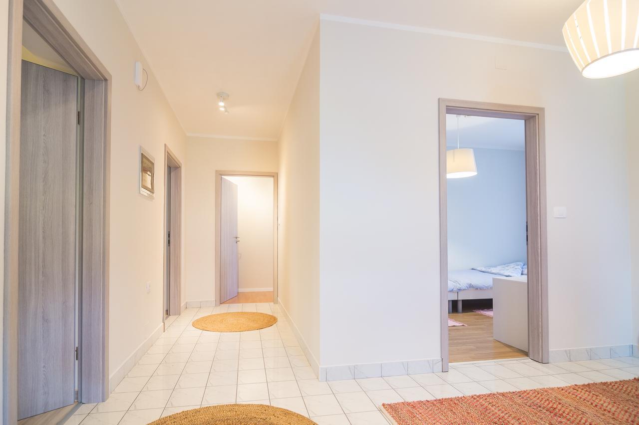 Hop House Garni Hotel โพสโตยนา ภายนอก รูปภาพ